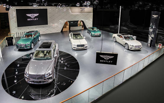 賓利汽車首次攜全新產品陣容亮相北京國際車展