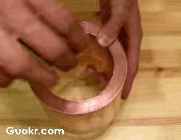 magnet small1.gif