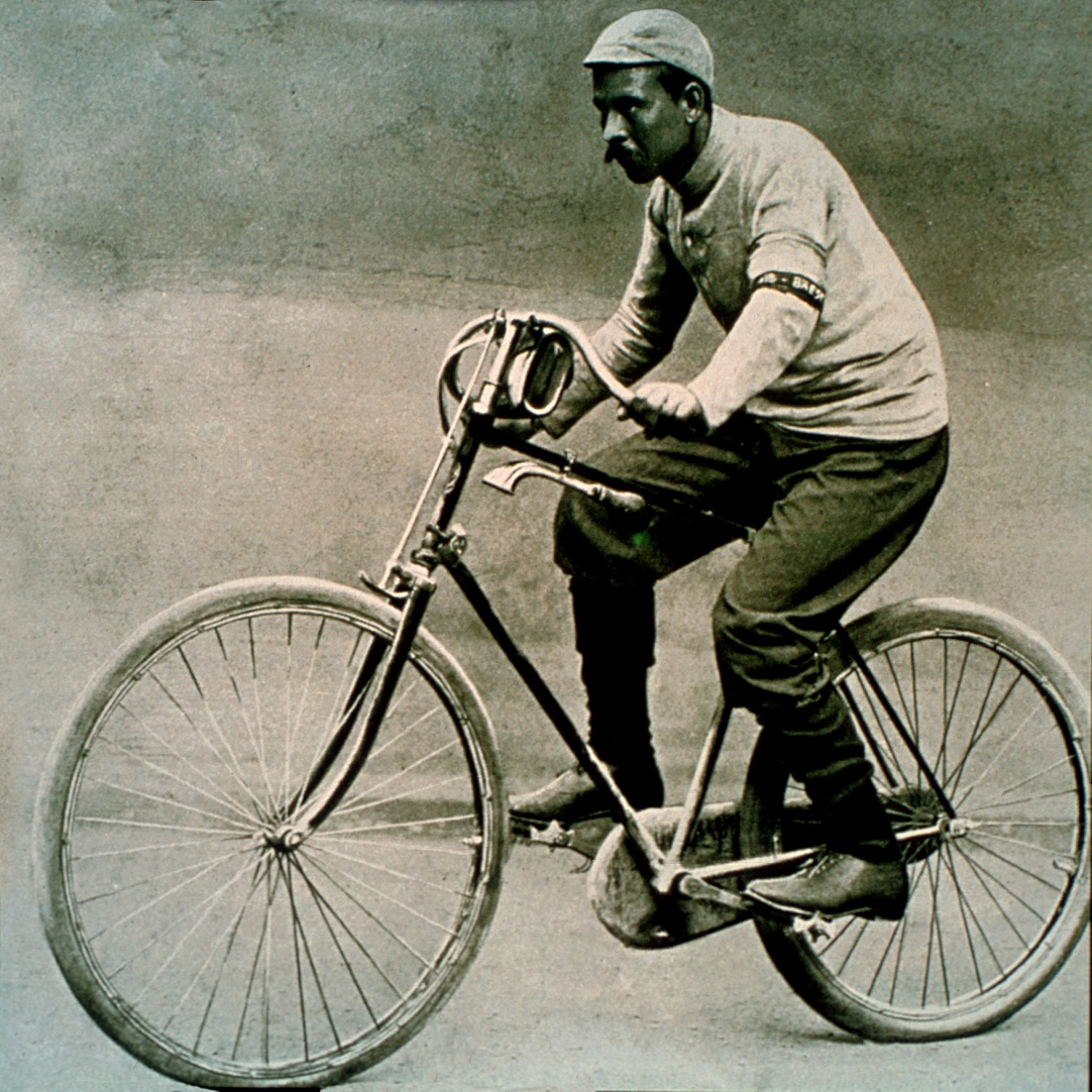 最早的充气自行车轮胎（cbc）