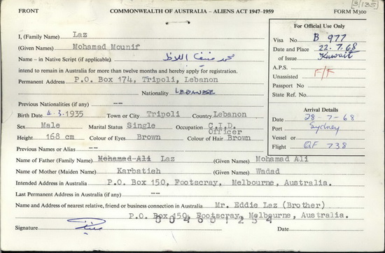 在上面这张签发于1934年的澳洲外国人登记证上，也可以看到此类信息。（图：Albionmich.com）